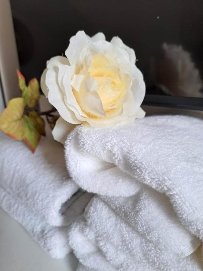 Guest House Kala สปลิท ภายนอก รูปภาพ